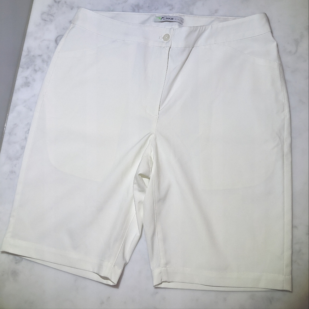 Links Edition White Shorts
